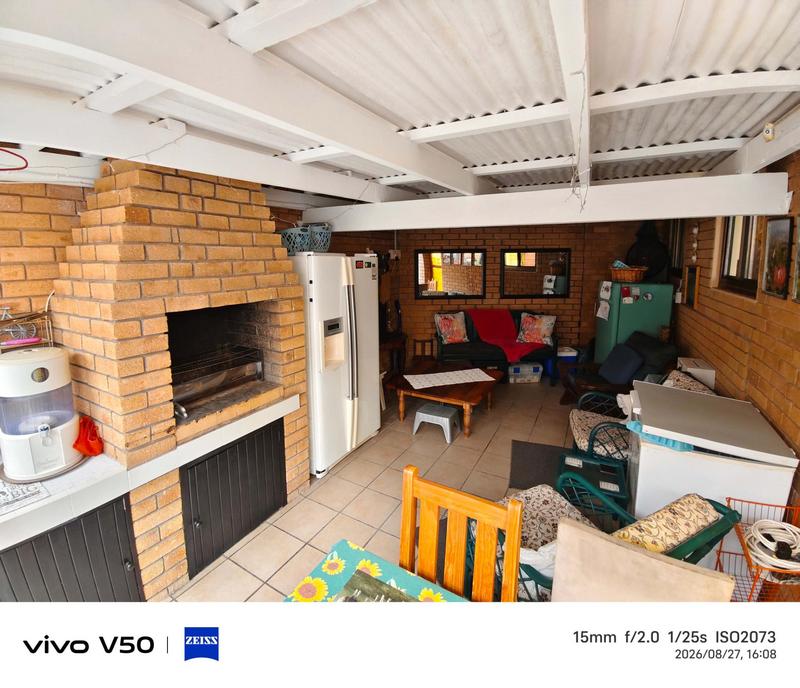 3 Bedroom Property for Sale in Mossel Bay Western Cape
